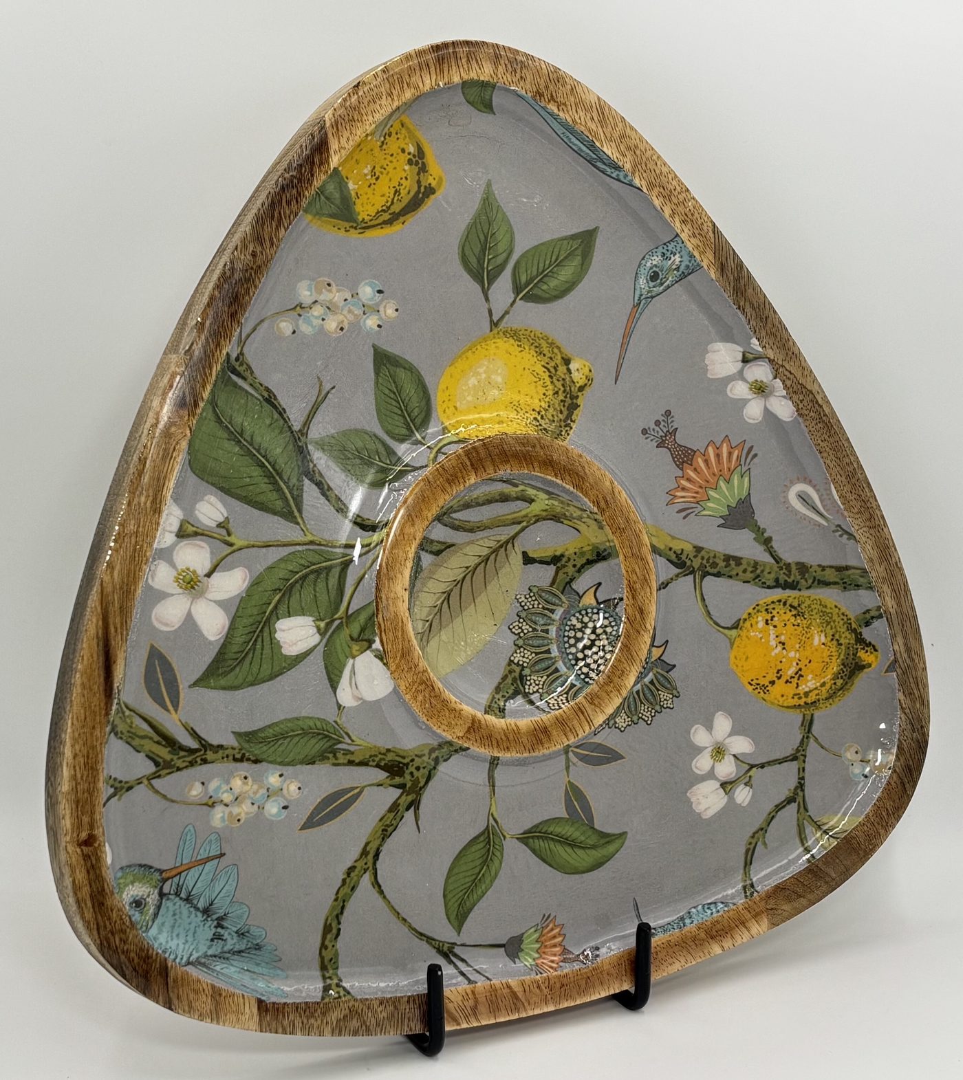 Chip/Dip (Tri) in the Citrus Garden design