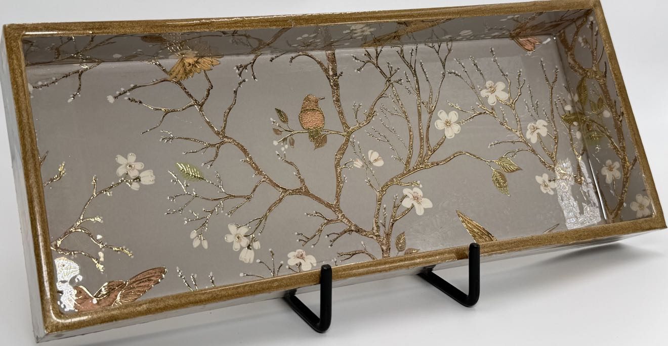 Pan Tray in the Bel design