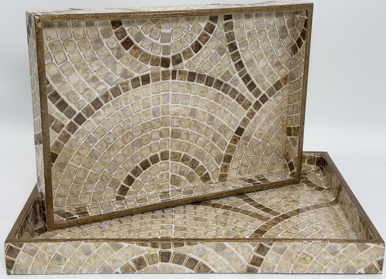 2 PC Tray Set (SMRCT) in the Mother of Pearl design