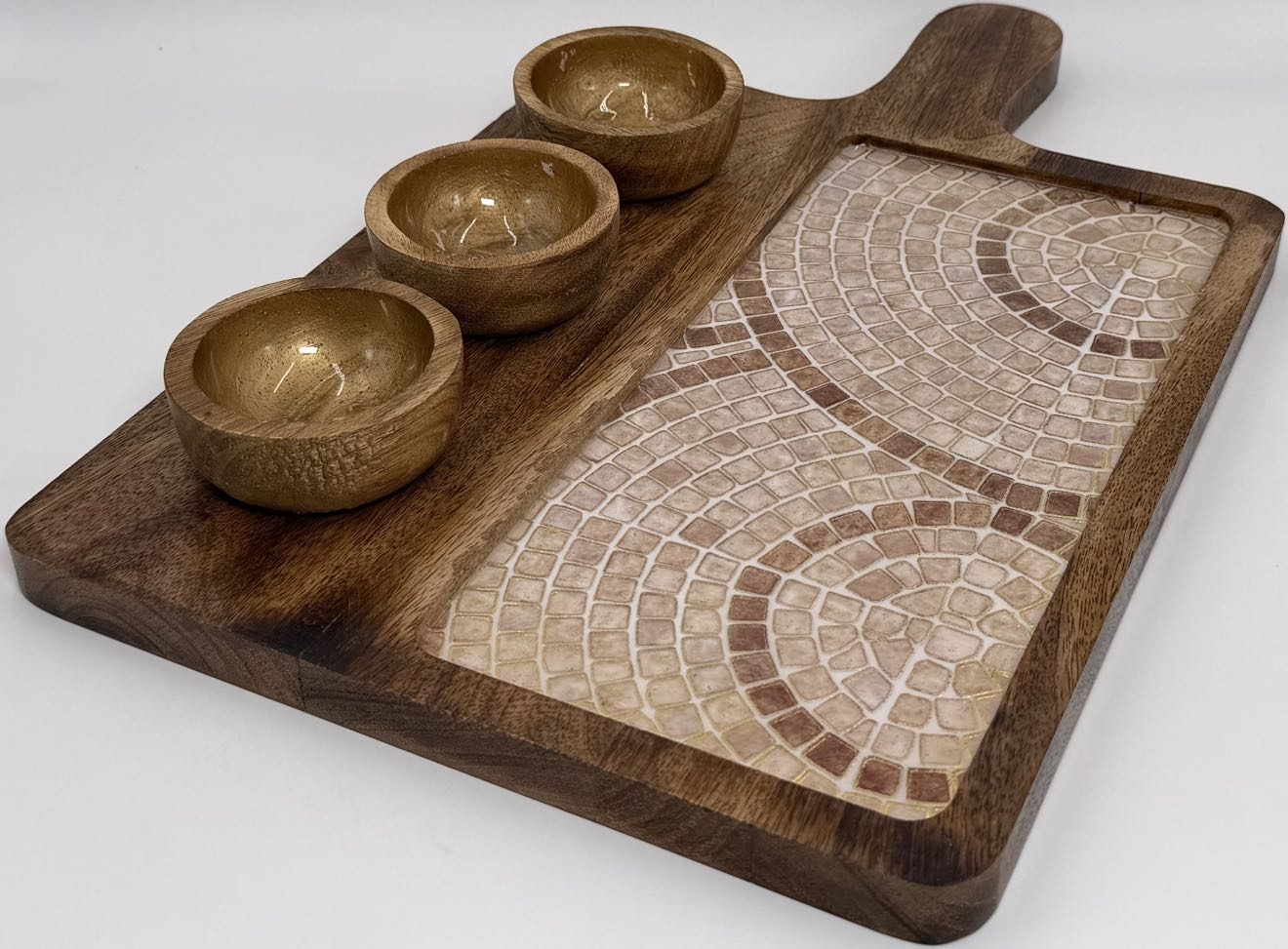 3 Bowl Platter in the Mother of Pearl design
