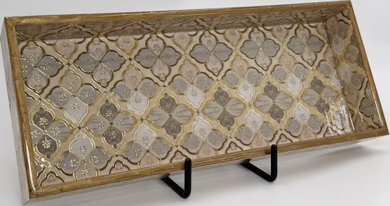 Pan Tray in the Jaali design