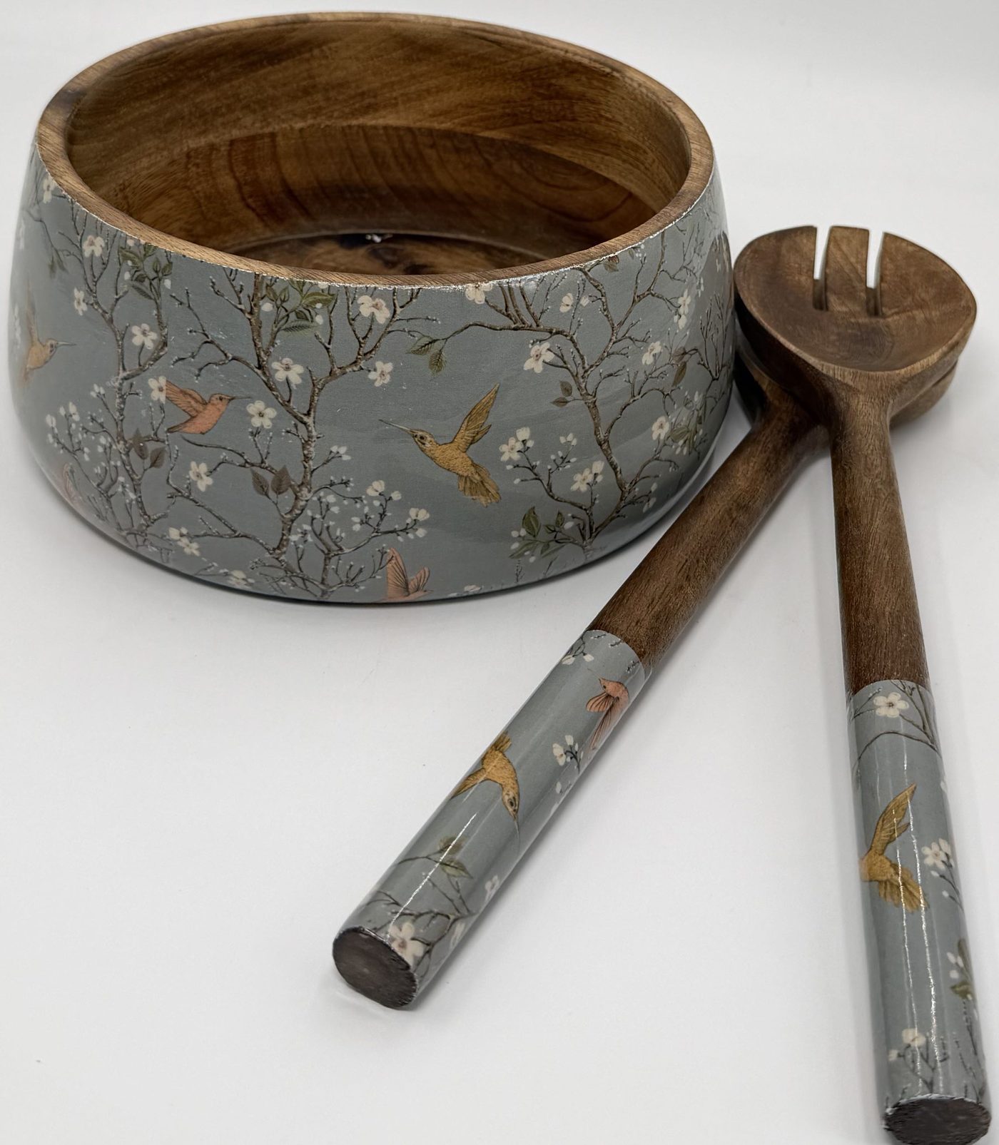 Salad Bowls in the Birdsong design