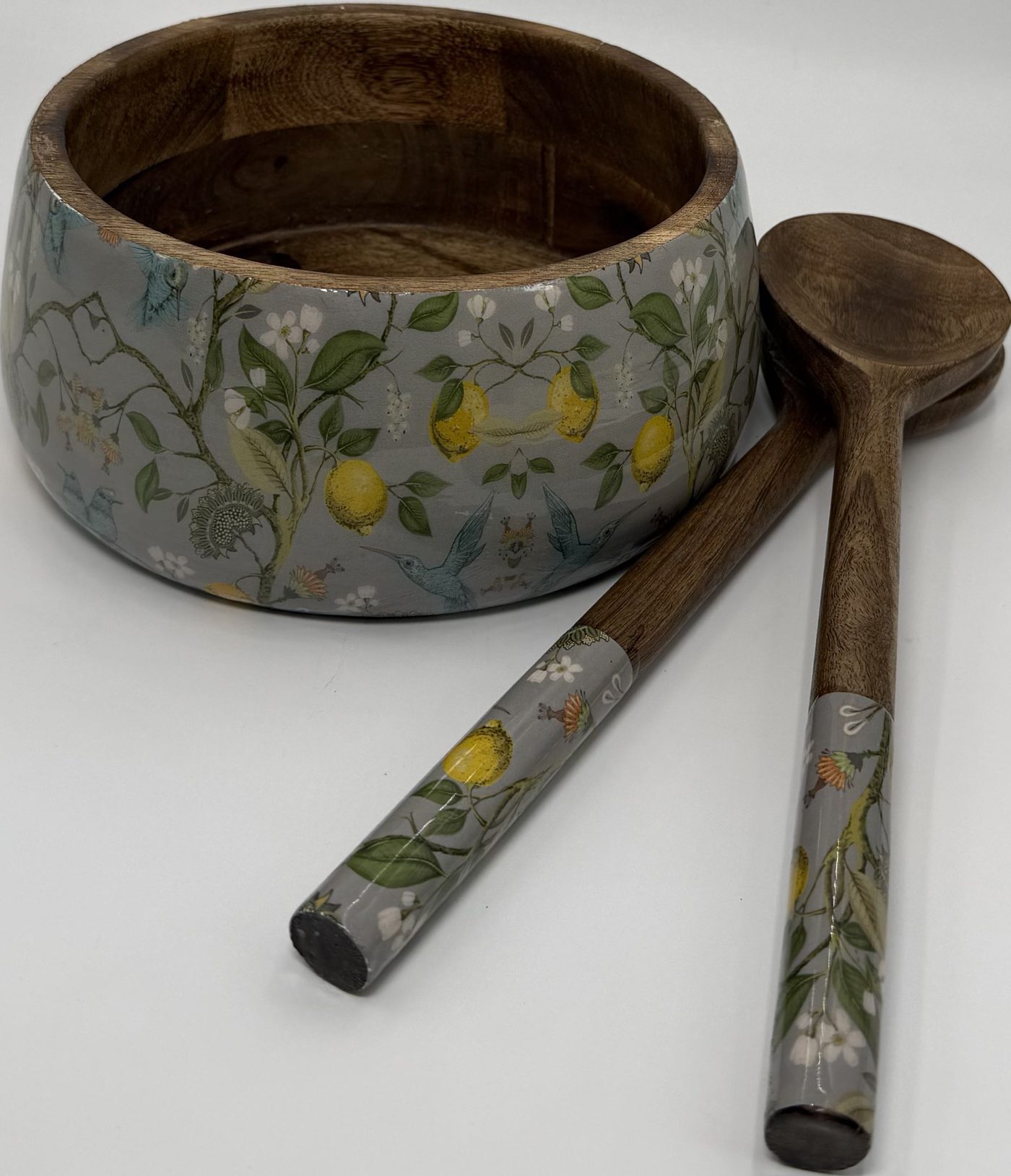 Salad Bowls in the Citrus Garden design