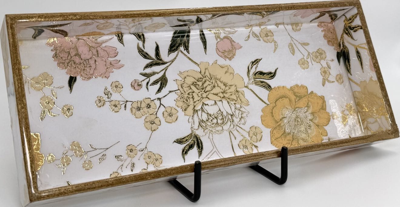 Pan Tray in the Guldasta design