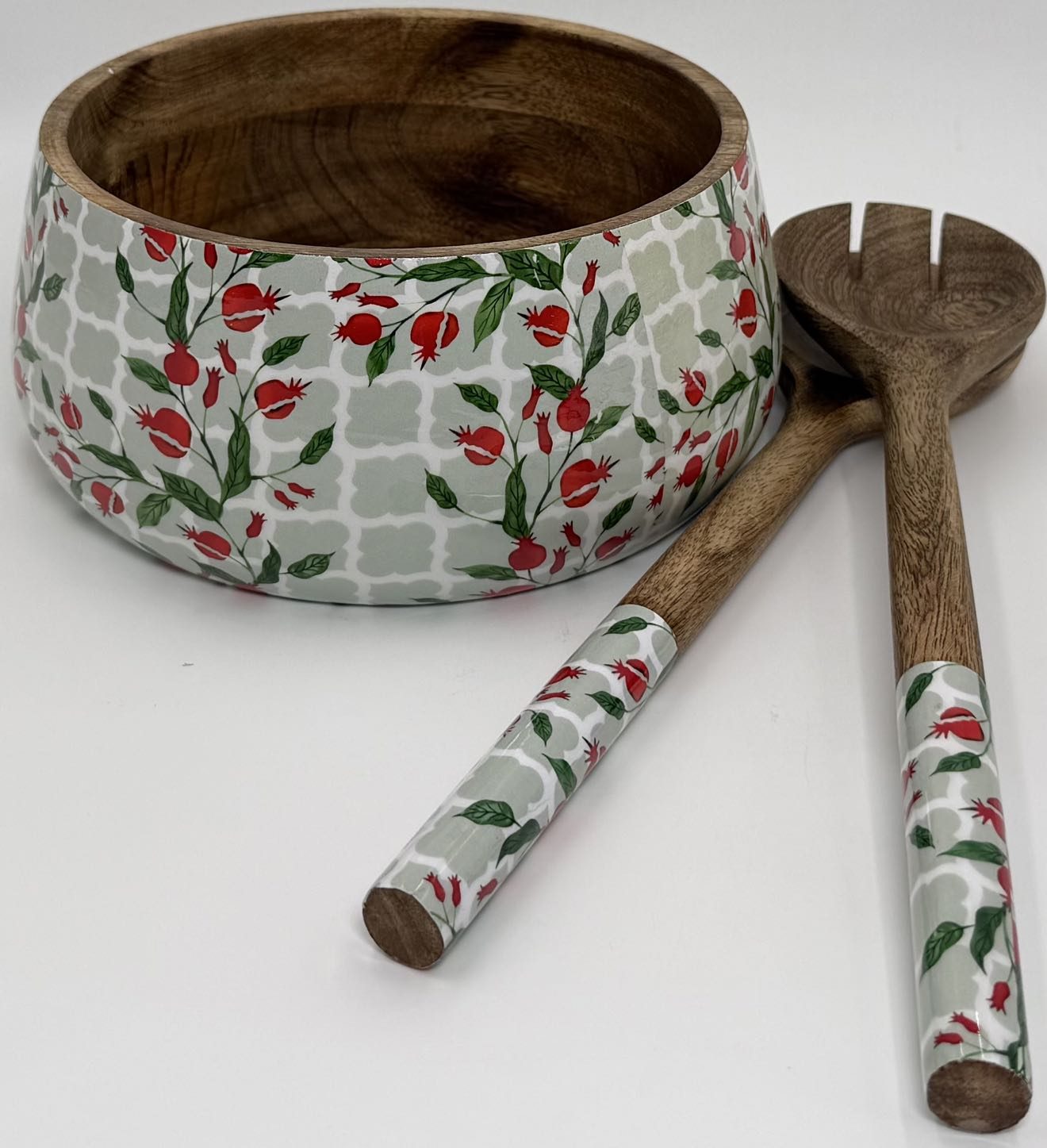 Salad Bowls in the Pomegranate Bloom design