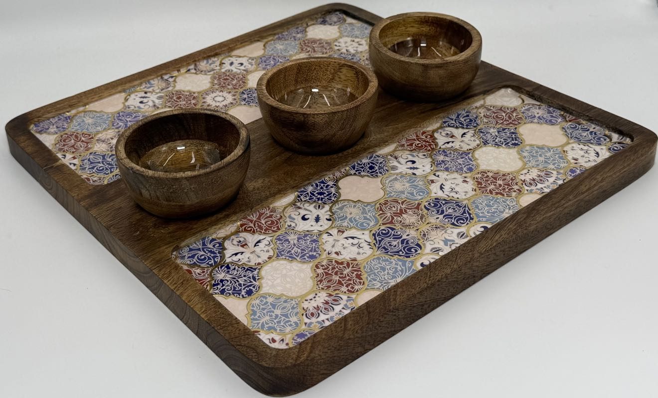3 Bowl Platter (SQ) in the Mosaic Garden design